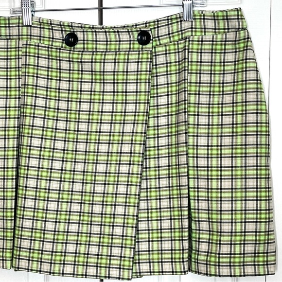 🛑SOLD🛑 ASOS Wrap Plaid Pleated Button Front Mini Skirt Size 14 - Picture 4 of 10